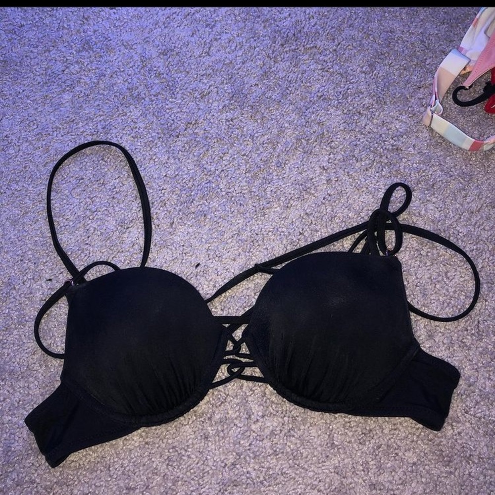 brand new bikini top